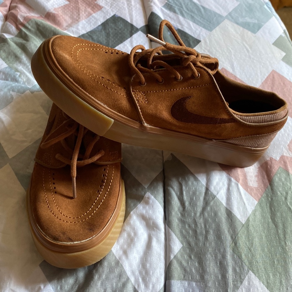 Nike- Stefan Janoski Shoes